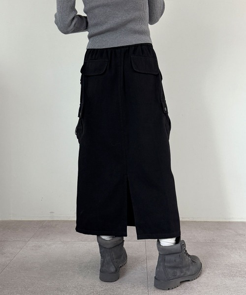 4INT.(フォイント)の「ドローストリング カーゴ ポケット バックスリット ロング スカート(スカート・レディース・ブラック/カーキ/チャコール・FREE)」の11枚目の写真