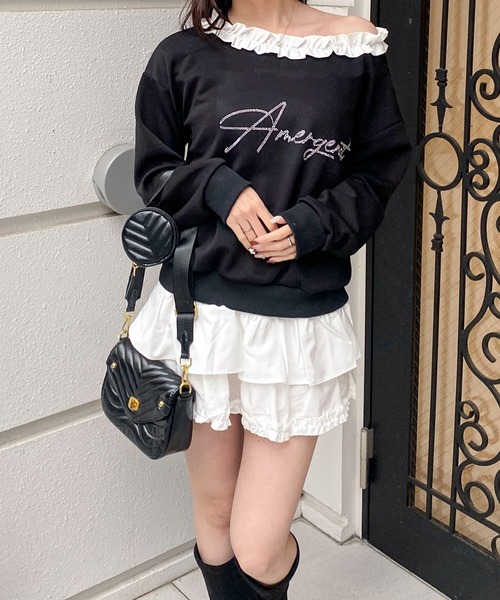 Mejoul(メジュール)の「ビジュープリントフリルネックワンショル スウェット(スウェット・レディース・ブラック/ホワイト・F)」の7枚目の写真