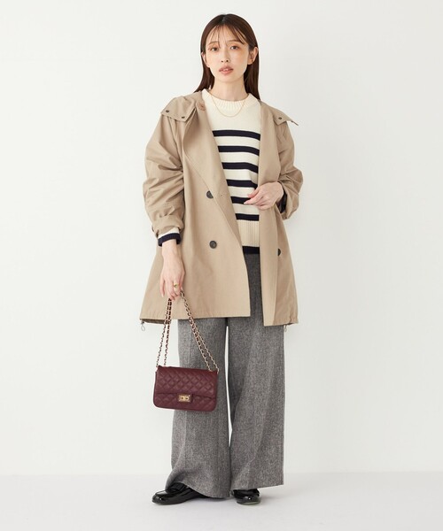 SHIPS Colors(シップス カラーズ)の「SHIPS Colors:フード トレンチ ハーフ コート(トレンチコート・レディース・ベージュ/ネイビー・SMALL/MEDIUM)」の14枚目の写真