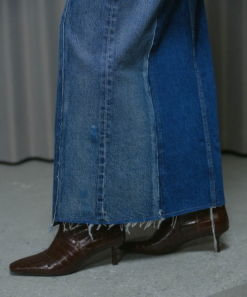 THINGS THAT MATTER（シングス ザット マター）の「REMAKE DENIM SKIRT / リメイク デニム スカート（デニムスカート・レディース・ブルー/ブラック・2/1）」の8枚目の写真