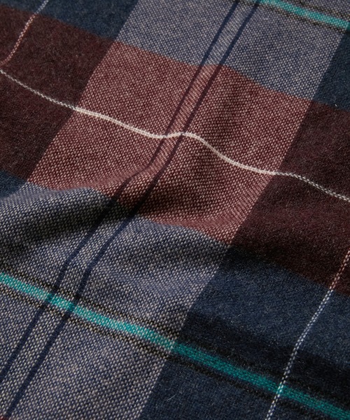 KATHARINE HAMNETT LONDON (キャサリンハムネットロンドン)の「KATHARINE HAMNETT LONDON/キャサリンハムネットロンドン カシミヤ100% チェックマフラー(マフラー・メンズ・グレー/ワインレッド/ネイビー・FREE)」の13枚目の写真