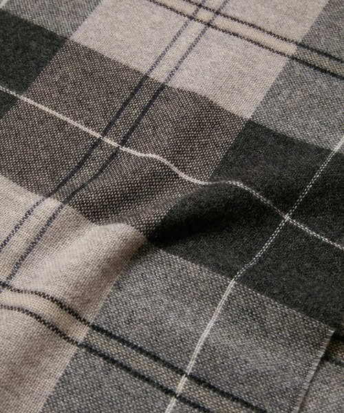 KATHARINE HAMNETT LONDON (キャサリンハムネットロンドン)の「KATHARINE HAMNETT LONDON/キャサリンハムネットロンドン カシミヤ100% チェックマフラー(マフラー・メンズ・グレー/ワインレッド/ネイビー・FREE)」の7枚目の写真
