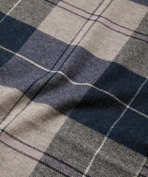 KATHARINE HAMNETT LONDON (キャサリンハムネットロンドン)の「KATHARINE HAMNETT LONDON/キャサリンハムネットロンドン カシミヤ100% チェックマフラー(マフラー・メンズ・グレー/ワインレッド/ネイビー・FREE)」の10枚目の写真