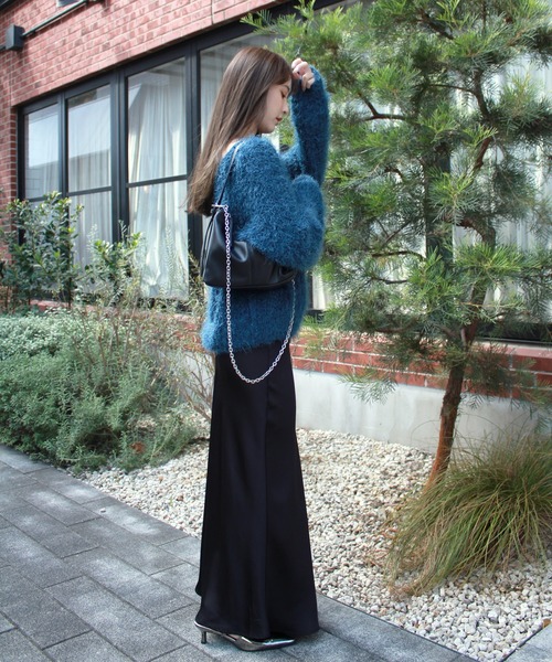 フラッフィールーズニット / 長袖 クルーネック ボリューム袖 シャギー