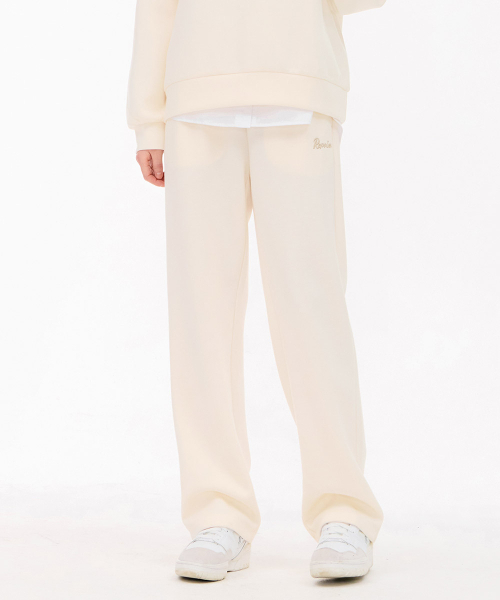 CHASECULT(チェイスカルト)の「レディース ストレート ウォームアップパンツ - アイボリー(スウェットパンツ・レディース・アイボリー・70/67)」の1枚目の写真