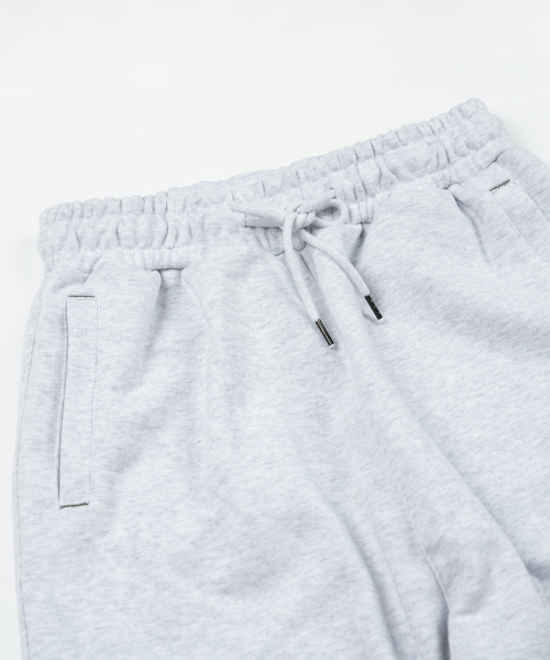 FRIZMWORKS(フリズムワークス)の「COVER STITCH SWEAT PANTS _ WHITE MELANGE(スウェットパンツ・メンズ・その他・MEDIUM/LARGE/X-LARGE/SMALL)」の3枚目の写真