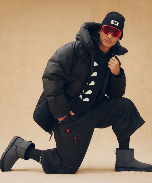 UGG(アグ)の「CLASSIC MINI REFLECTIVE 1171110-BRLC(ブーツ・メンズ・ブラック・7/8/9/10/11)」の7枚目の写真