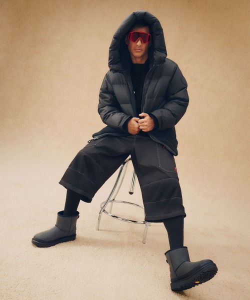 UGG(アグ)の「CLASSIC MINI REFLECTIVE 1171110-BRLC(ブーツ・メンズ・ブラック・7/8/9/10/11)」の8枚目の写真