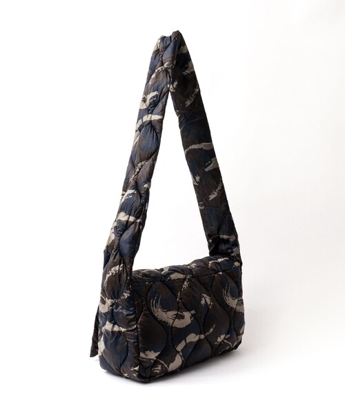 TAION（タイオン）の「【TAION / タイオン】MILITARY MESSENGER DOWN BAG M（ショルダーバッグ・メンズ・ブラック/ブラウン系その他/ダークネイビー・FREE）」の19枚目の写真