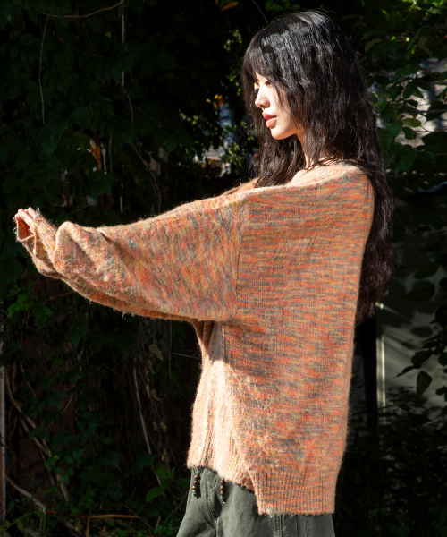 RuNaKi'Hu'(ルナキフ)の「WXK027 フワフワルーズフィットカーディガン (MULTI)(カーディガン/ボレロ・レディース・その他・FREE)」の2枚目の写真