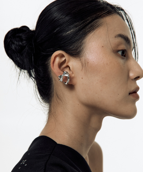 KASHIKO（カシコ）の「Big Ribbon Shooting Star Ear Cuff Set（ピアス（両耳用）・レディース・その他・FREE）」の2枚目の写真