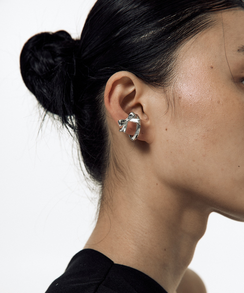 KASHIKO（カシコ）の「Big Ribbon Shooting Star Ear Cuff Set（ピアス（両耳用）・レディース・その他・FREE）」の3枚目の写真
