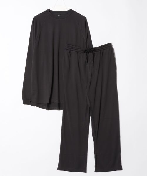 TETERA(テテラ)の「《TETERA/テテラ》TSUKI+ SET UP/ ツキプラスセットアップ(Tシャツ/カットソー・レディース・ブラック/グレイッシュベージュ・X-LARGE/LARGE/MEDIUM)」の2枚目の写真