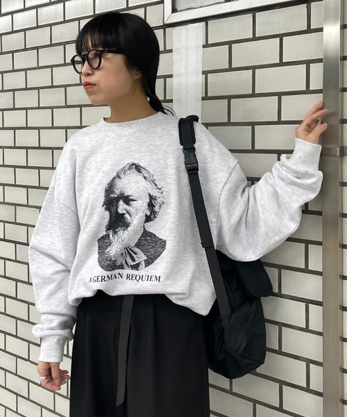 COLONY 2139（コロニートゥーワンスリーナイン）の「GERMAN REQUIEMスウェットクルーネック（スウェット・メンズ・グレー/チャコールグレー・MEDIUM/LARGE）」の12枚目の写真