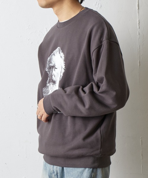 COLONY 2139（コロニートゥーワンスリーナイン）の「GERMAN REQUIEMスウェットクルーネック（スウェット・メンズ・グレー/チャコールグレー・MEDIUM/LARGE）」の4枚目の写真