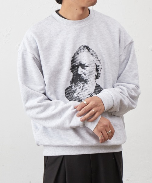 COLONY 2139（コロニートゥーワンスリーナイン）の「GERMAN REQUIEMスウェットクルーネック（スウェット・メンズ・グレー/チャコールグレー・MEDIUM/LARGE）」の18枚目の写真