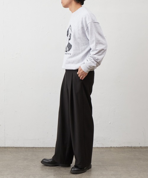 COLONY 2139（コロニートゥーワンスリーナイン）の「GERMAN REQUIEMスウェットクルーネック（スウェット・メンズ・グレー/チャコールグレー・MEDIUM/LARGE）」の20枚目の写真