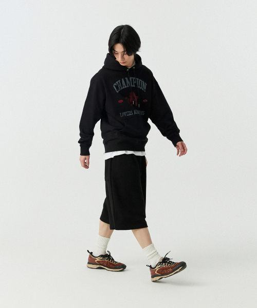 Champion（チャンピオン）の「[Champion] M~4XL チャンピオンラバーズフードパーカー_ブラック（パーカー・メンズ・その他・MEDIUM/LARGE/X-LARGE/XX-LARGE/XXX-LARGE）」の2枚目の写真