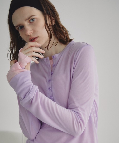 Auntie Rosa Holiday(アンティローザホリデー)の「シアーリブヘンリーネックトップス(Tシャツ/カットソー・レディース・グレー/ラベンダー/ライム/ピンク/アイボリー/ブラック・FREE)」の20枚目の写真