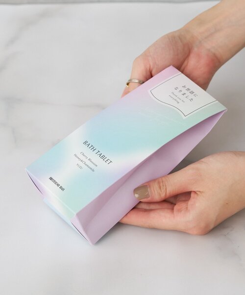 BIRTHDAY BAR(バースデイバー)の「ご挨拶薬用入浴剤(入浴剤・バスケア・レディース・ブルー/パープル/ピンク・0)」の2枚目の写真