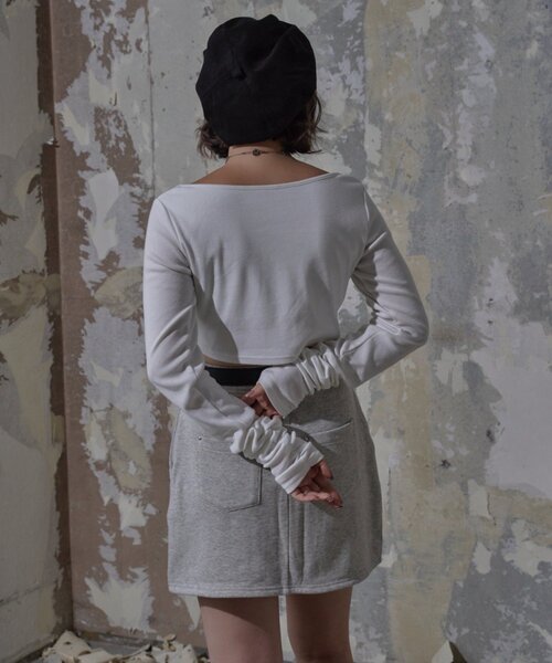 Mavie..7（メヴィセットゥ）の「【Mavie..7】カップ付インナーロンT（Tシャツ/カットソー・レディース・ブラック/オフホワイト・FREE）」の22枚目の写真