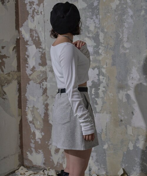 Mavie..7（メヴィセットゥ）の「【Mavie..7】カップ付インナーロンT（Tシャツ/カットソー・レディース・ブラック/オフホワイト・FREE）」の18枚目の写真