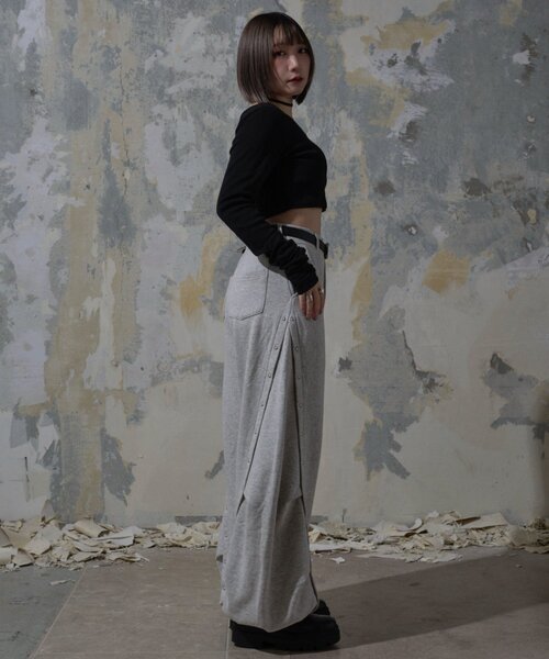 Mavie..7（メヴィセットゥ）の「【Mavie..7】カップ付インナーロンT（Tシャツ/カットソー・レディース・ブラック/オフホワイト・FREE）」の9枚目の写真