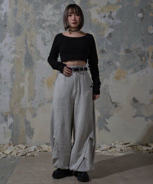 Mavie..7（メヴィセットゥ）の「【Mavie..7】カップ付インナーロンT（Tシャツ/カットソー・レディース・ブラック/オフホワイト・FREE）」の13枚目の写真