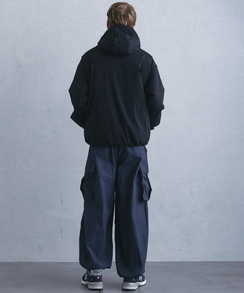 +phenix(プラスフェニックス)の「【WEB・直営店限定】+phenix(プラスフェニックス)PADDED HOODED JACKET パデッド フーデッド ジャケット(その他アウター・メンズ・グレー/ブラック・M/L)」の10枚目の写真