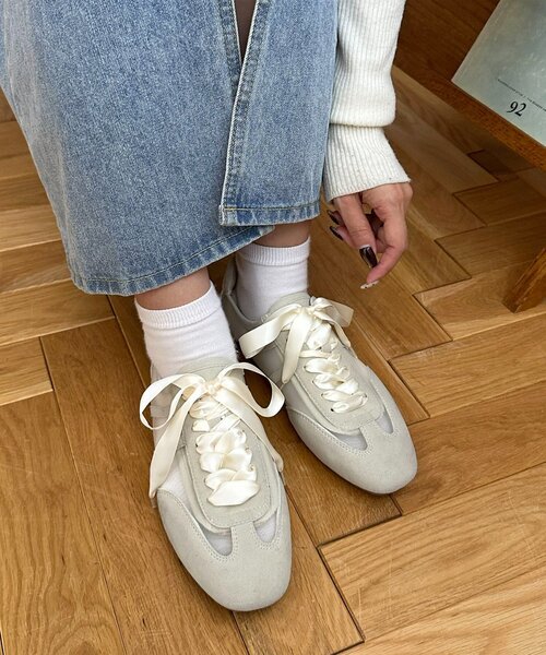 DISCOAT(ディスコート)の「シアーバレエスニーカー(スニーカー・レディース・アイボリー/ブラック・LARGE/MEDIUM)」の8枚目の写真