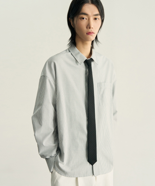 ROTEMBER(ローテンバー)の「オーディナリークロップストライプシャツ【WHITE】(シャツ/ブラウス・メンズ・その他・SMALL/MEDIUM/LARGE/X-LARGE)」の3枚目の写真