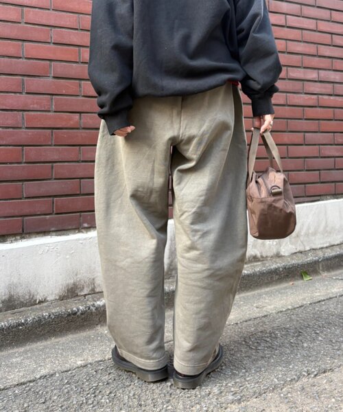 CIAOPANIC TYPY（チャオパニックティピー）の「【UNISEX】ピグメント裏毛スウェットカーブパンツ（その他パンツ・レディース・チャコールグレー/ピンク/ベージュ・MEDIUM/LARGE）」の8枚目の写真