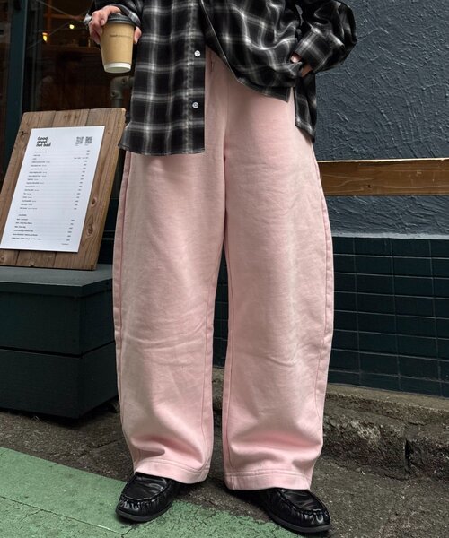 CIAOPANIC TYPY（チャオパニックティピー）の「【UNISEX】ピグメント裏毛スウェットカーブパンツ（その他パンツ・レディース・チャコールグレー/ピンク/ベージュ・MEDIUM/LARGE）」の13枚目の写真