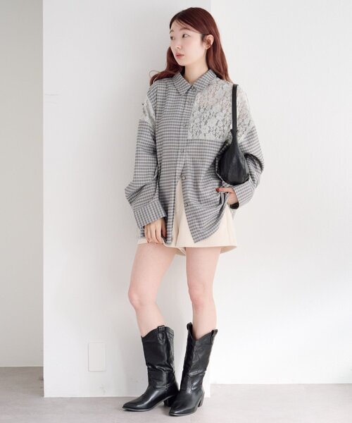 Kastane（カスタネ）の「【1.1(木)0:00発売/S.Mサイズ展開/WEB先行】パッチワークレースシャツ（シャツ/ブラウス・レディース・ブラック/ライトグレー・SMALL/MEDIUM）」の8枚目の写真