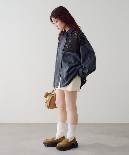 Kastane(カスタネ)の「【S.Mサイズ展開】パッチワークレースシャツ(シャツ/ブラウス・レディース・ブラック/ライトグレー・SMALL/MEDIUM)」の9枚目の写真
