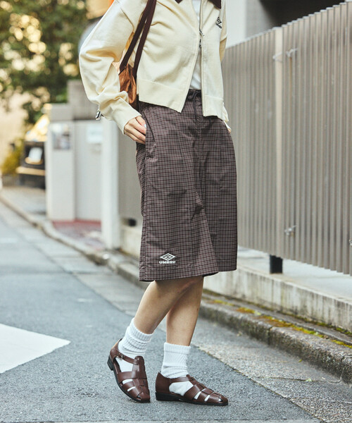Umbro ブラウン サイドストライプ パンツ BEAMS別注 UMBRO × FREAK'S STORE/アンブロ 別注 TUCK HALF PANTS / タック