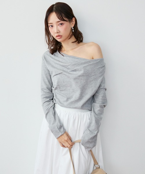 krahe(クレーエ)の「ドレープオフショルプルオーバー(Tシャツ/カットソー・レディース・ブラウン/アイボリー/グレー/ブラック・FREE)」の22枚目の写真