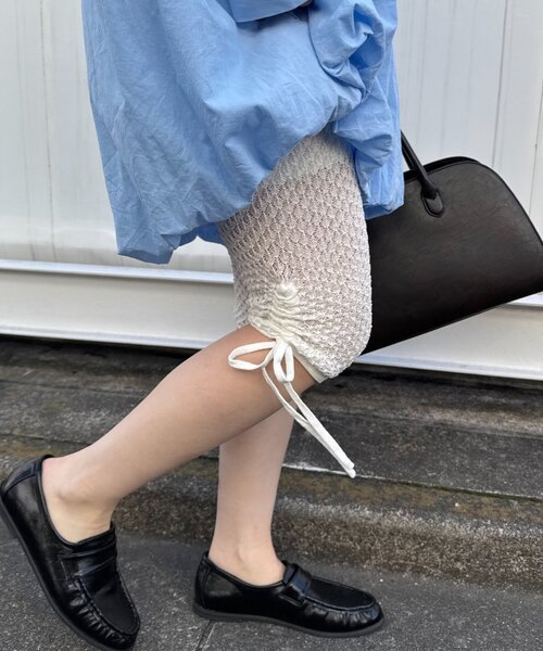 WILLOW(ウィロー)の「【willow】ニットレースサイドギャザーカプリパンツ(その他パンツ・レディース・ホワイト/ブラック・ONE SIZE)」の4枚目の写真