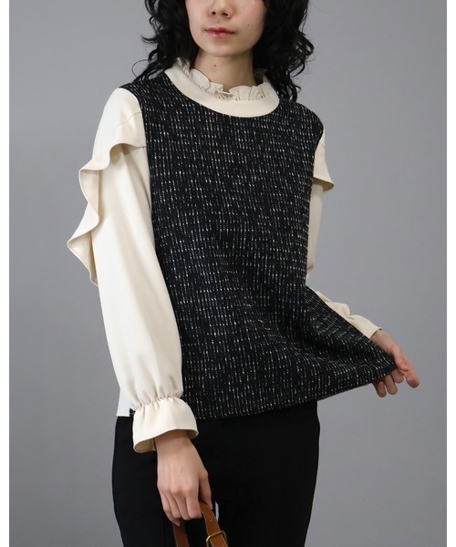 Doumoi（ドゥモエ）の「フリルデザイン　異素材切り替えブラウス（シャツ/ブラウス・レディース・ベージュ/ブラック・FREE）」の10枚目の写真