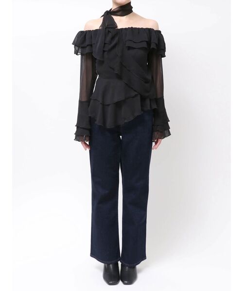 dazzlin(ダズリン)の「シアーティアードフリルオフショルブラウス(シャツ/ブラウス・レディース・ピンク/オフホワイト/ブラック・FREE)」の13枚目の写真