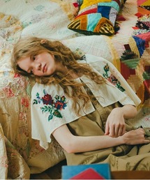 Striped Collar Sleeveless Tee