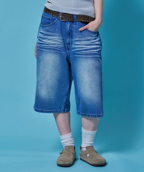 SEQUENZ(シークエンズ)の「※WEB限定 / ヴィンテージ加工 / スタッズデニムショートパンツ / sqnz washed denim shorts(その他パンツ・メンズ・ライトブルー/ブラック/グレー・SMALL/LARGE/MEDIUM)」の1枚目の写真