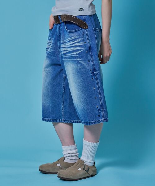 SEQUENZ(シークエンズ)の「※WEB限定 / ヴィンテージ加工 / スタッズデニムショートパンツ / sqnz washed denim shorts(その他パンツ・メンズ・ライトブルー/ブラック/グレー・SMALL/LARGE/MEDIUM)」の18枚目の写真