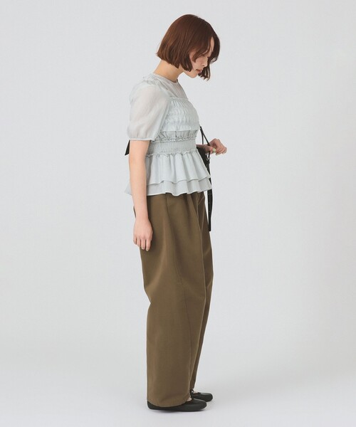 Ray BEAMS（レイビームス）の「2タック カーブ バレル チノパンツ（その他パンツ・レディース・ダークブラウン/カーキ・0/1）」の8枚目の写真