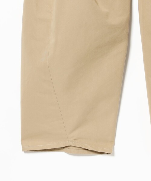 Ray BEAMS（レイビームス）の「2タック カーブ バレル チノパンツ（その他パンツ・レディース・ダークブラウン/カーキ・0/1）」の14枚目の写真