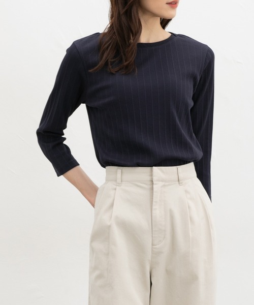 Honeys（ハニーズ）の「【ＵＶカット】７分袖ボートネックＴ（Tシャツ/カットソー・レディース・グレイッシュベージュ/ブラック/オフホワイト/グレイッシュブルー/レッド/ネイビー・L/LL/M/S）」の4枚目の写真