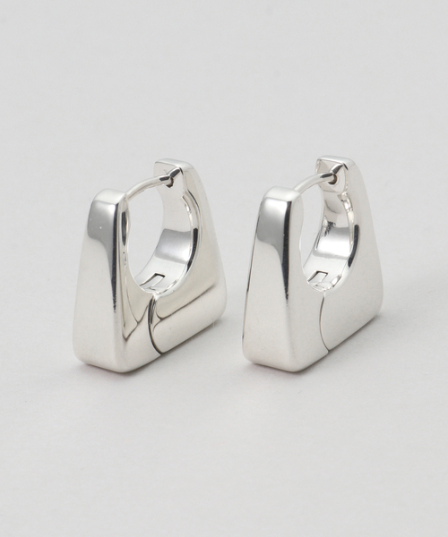 JOURNAL STANDARD(ジャーナルスタンダード)の「【VALENTINE /ヴァレンタイン】 Square Hoop Earrings(ピアス(両耳用)・レディース・シルバー・FREE)」の1枚目の写真