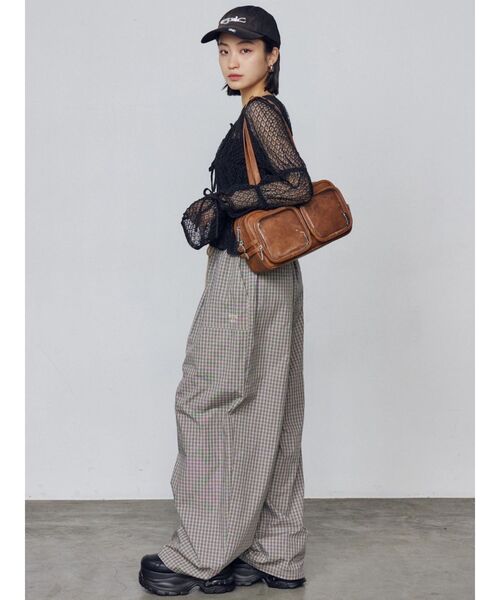 EMODA（エモダ）の「クリアポケットショルダーバッグ（ショルダーバッグ・レディース・ホワイト/ブラック/ブラウン・FREE）」の22枚目の写真