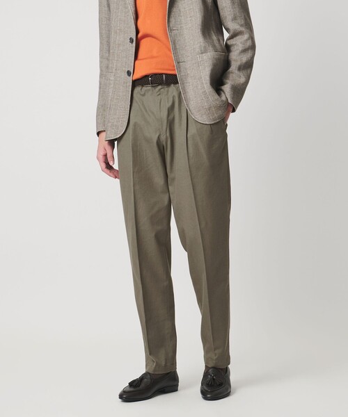 UNITED ARROWS（ユナイテッドアローズ）の「ツイル カルゼ ２プリーツ キャロット パンツ（スラックス・メンズ・オリーブ/グレー系/ベージュ・S/L/XL/M）」の3枚目の写真