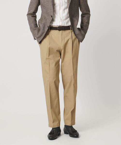 UNITED ARROWS（ユナイテッドアローズ）の「ツイル カルゼ ２プリーツ キャロット パンツ（スラックス・メンズ・オリーブ/グレー系/ベージュ・S/L/XL/M）」の4枚目の写真